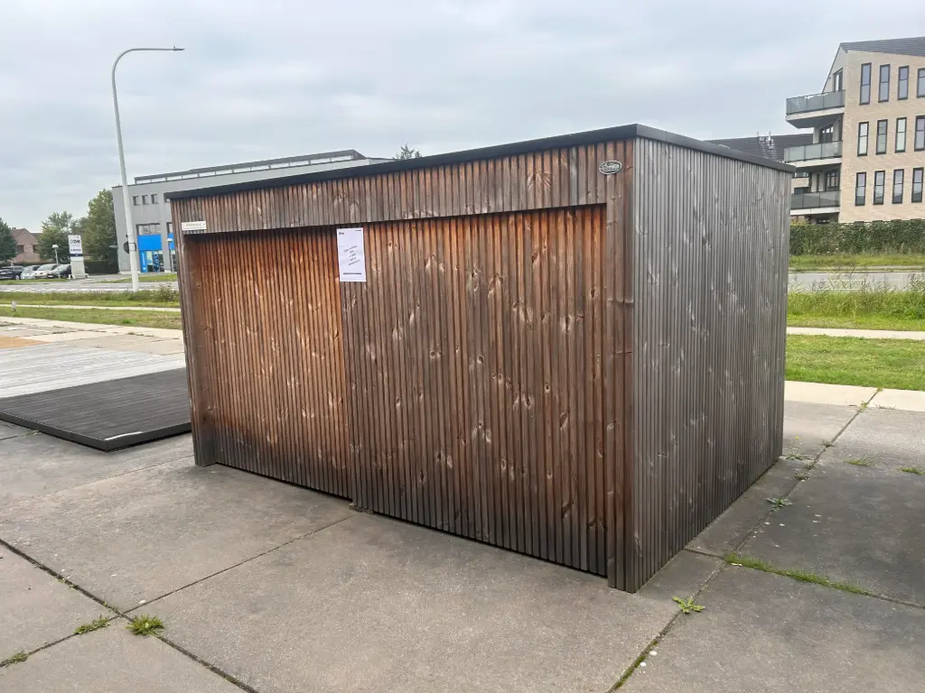 EXPO Fietsenberging met schuifdeuren 